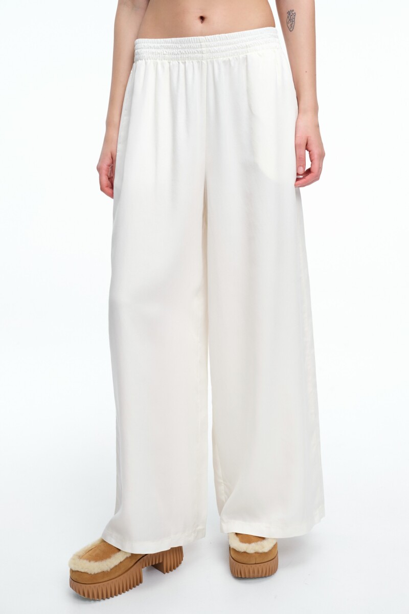 PANT RELAXED Crudo