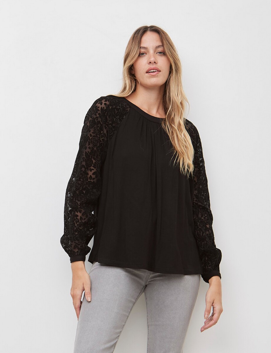 Blusa Detalle Manga - Negro 