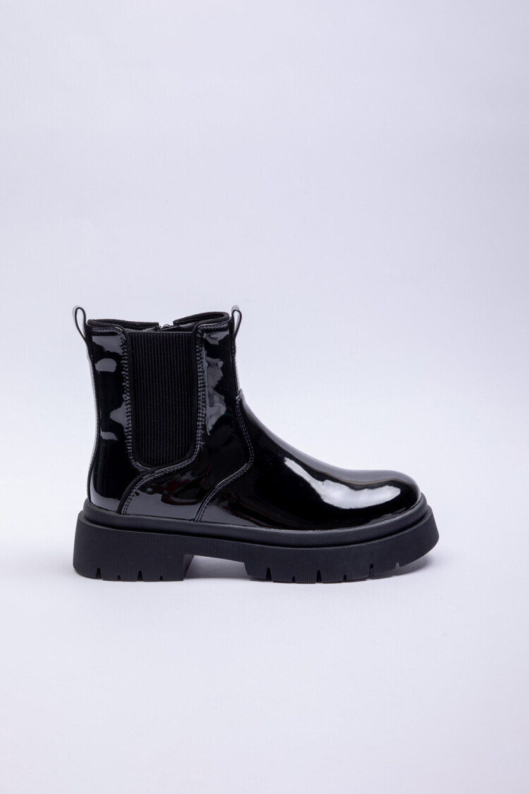 BOTA CAPALDI Charol Negro