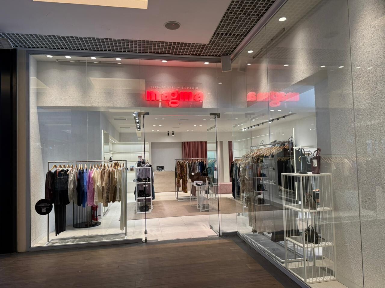 ESPACIO MAGMA CASACOSTANERA