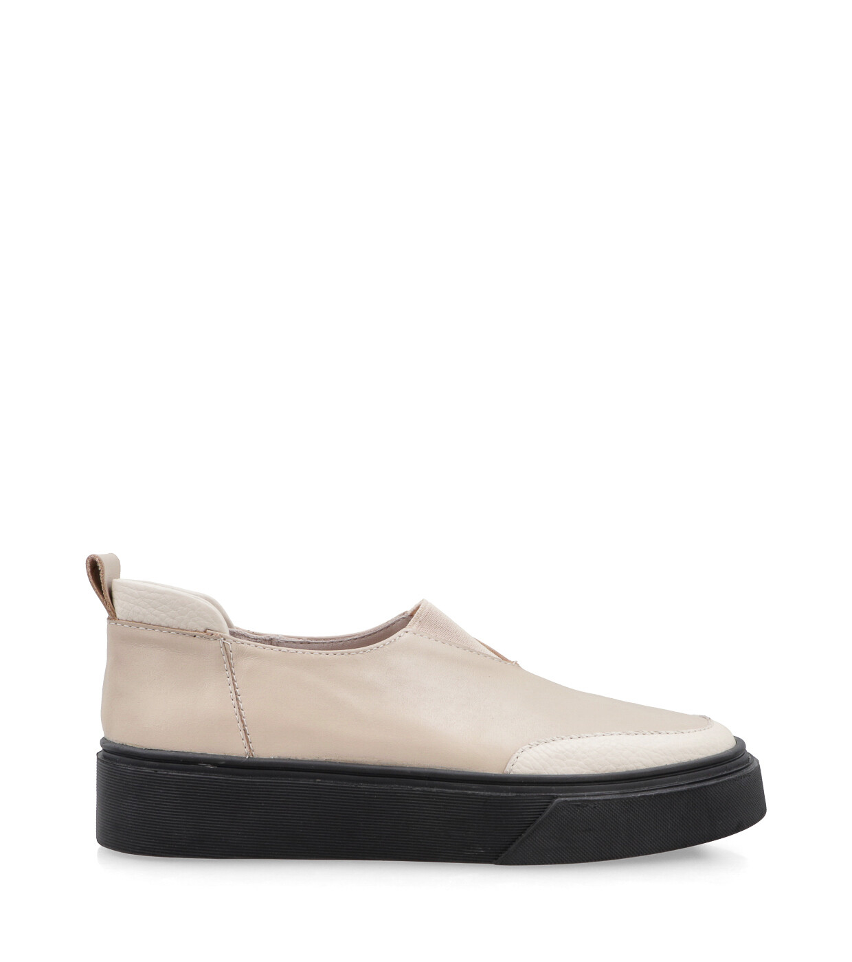 Zapatos color natural 2025