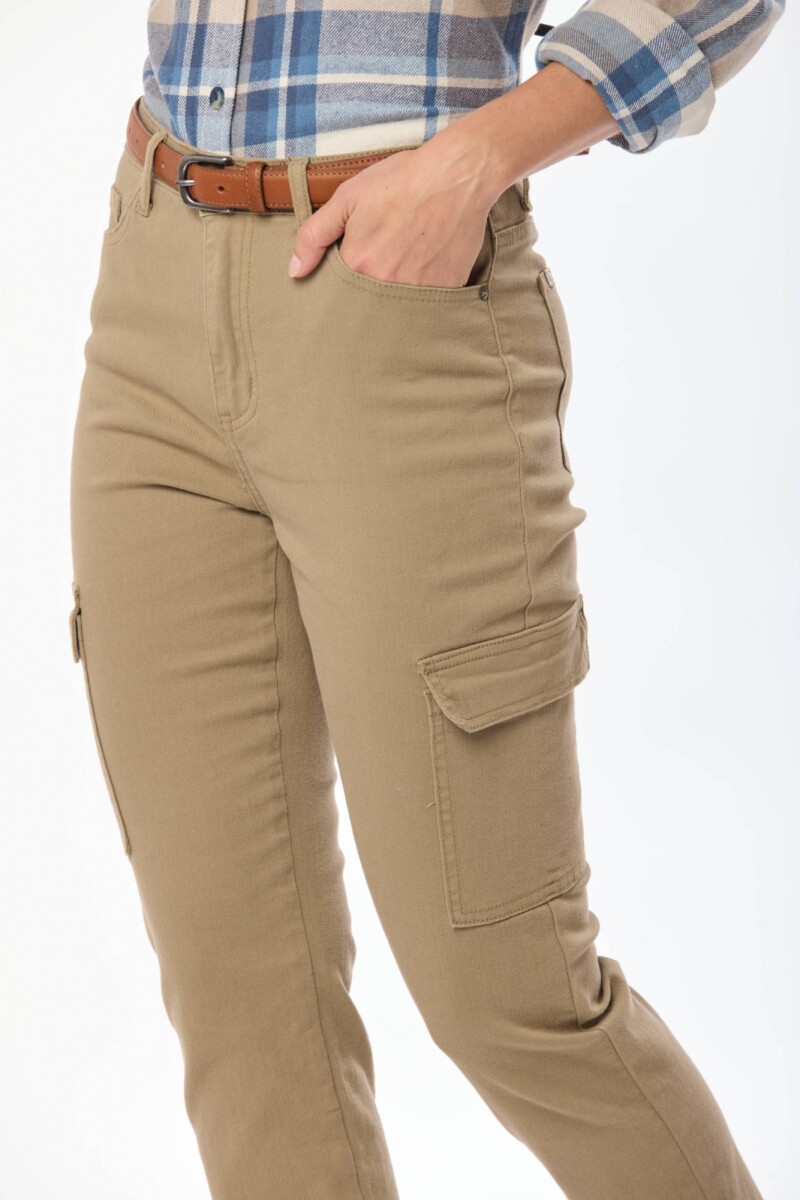 PANTALÓN CARGO - Beige 