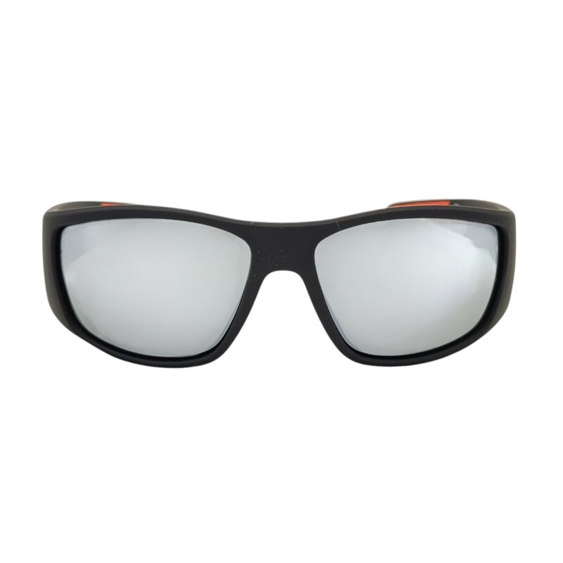 MO003620 negrouniforme