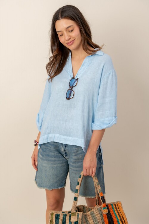 Blusa de lino Celeste