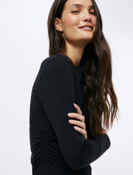 VESTIDO CORTO MANGA LARGA - NEGRO NEGRO