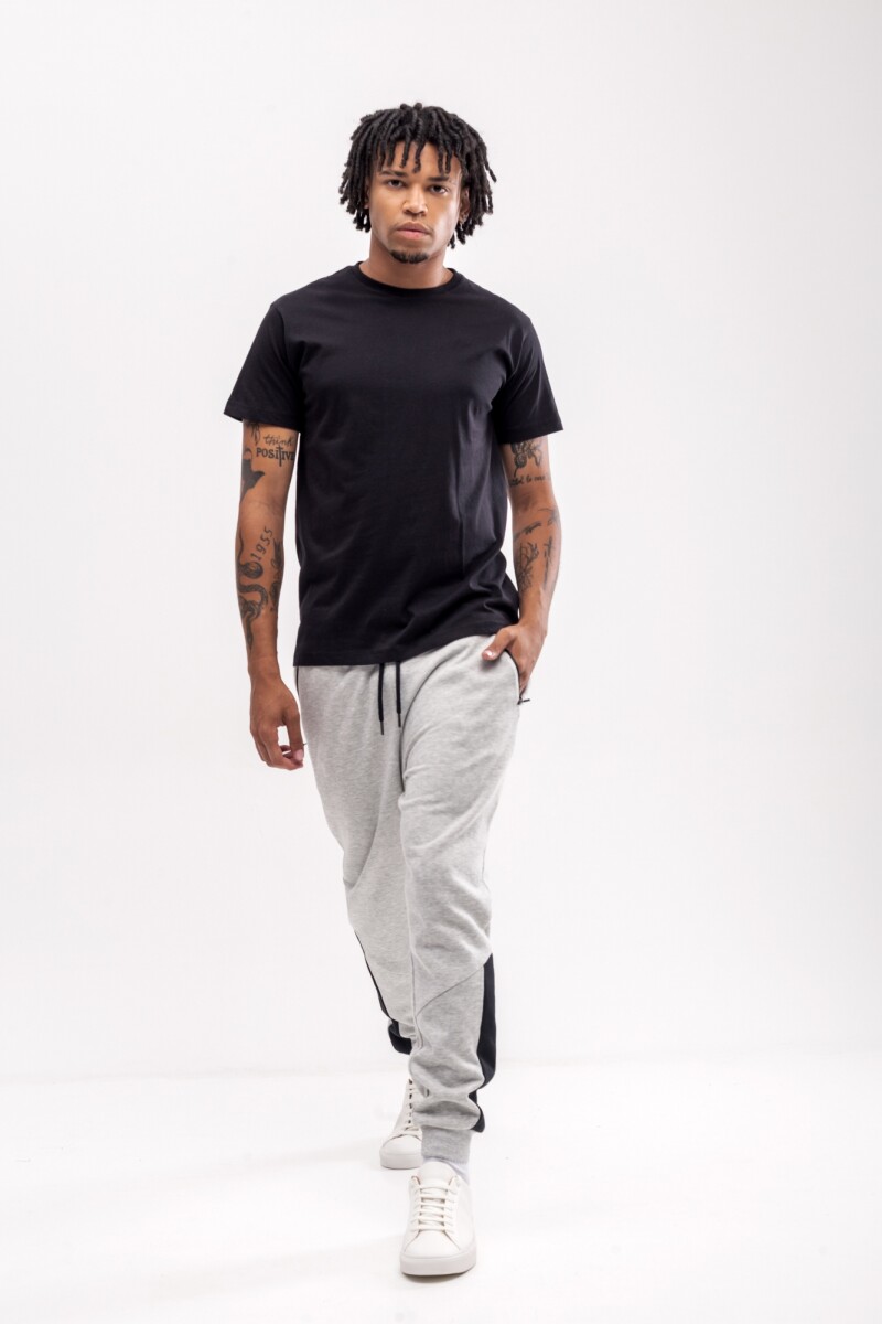 Remera Cadiz Negro