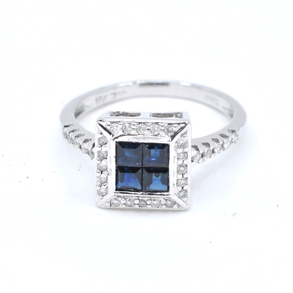 Anillo en oro 18k con zafiros carré y brillantes Anillo en oro 18k con zafiros carré y brillantes