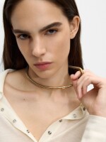Collar Corto Con Cadena De Serpiente dorado