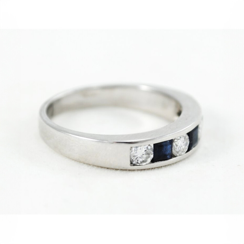Anillo Medio Sin Fin Oro Blanco 18K Con Brillantes Y Zafiros Anillo Medio Sin Fin Oro Blanco 18K Con Brillantes Y Zafiros