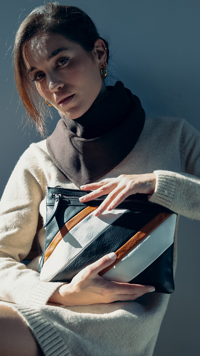 SOBRE MORRAL CALI - NEGRO BLANCO Y SUELA 