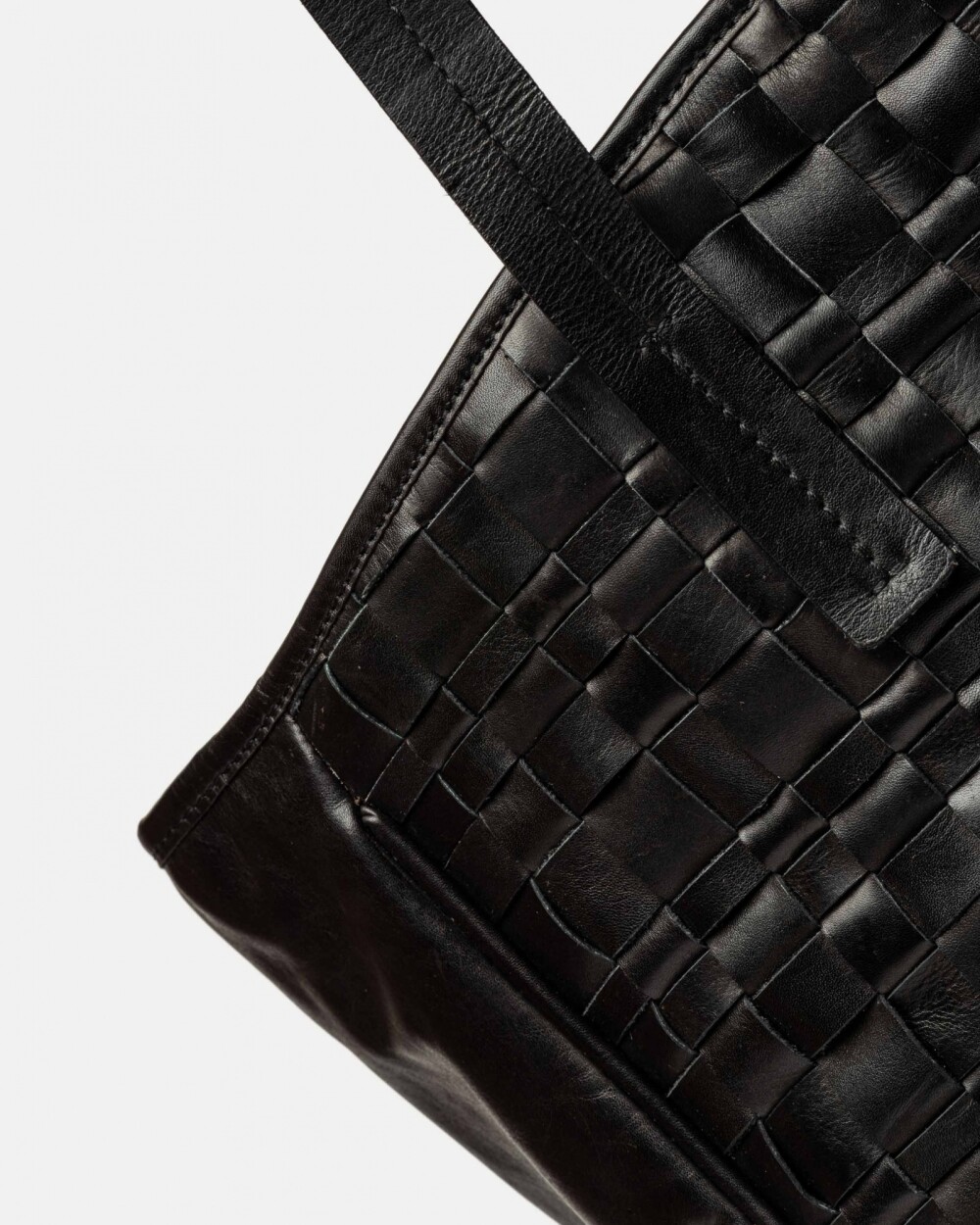 Bolso The Knit Bag en cuero graneado Negro
