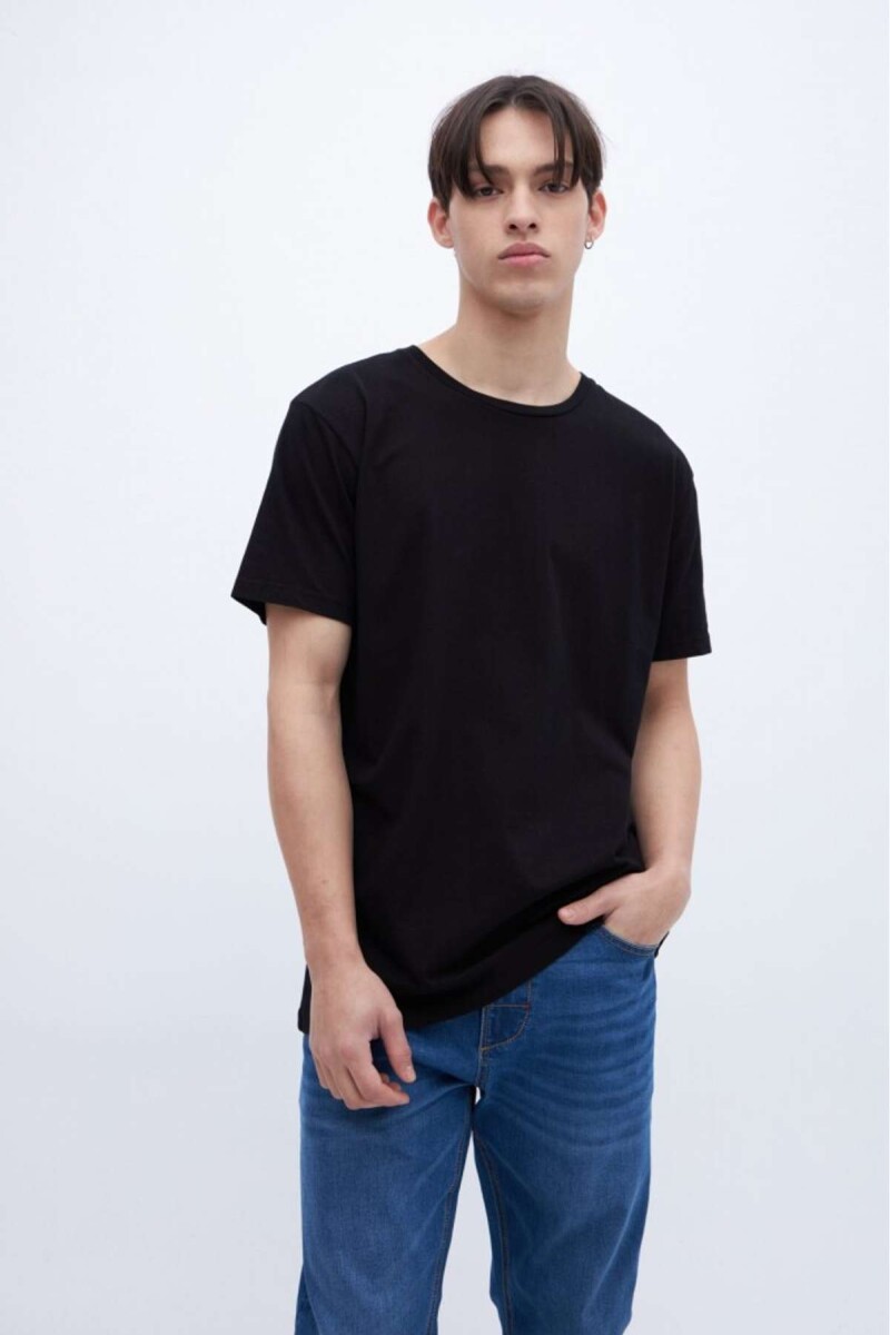 Remera Berlin - Negro 