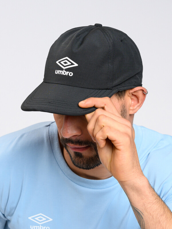 Gorro FIT Umbro 029