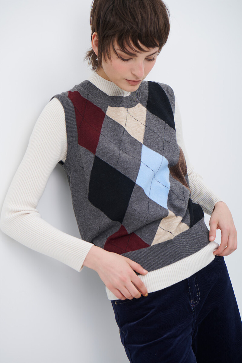 CHALECO ROMBOS CELESTE