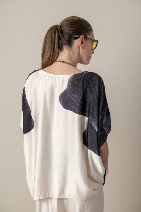 BLUSA HOJA Negro