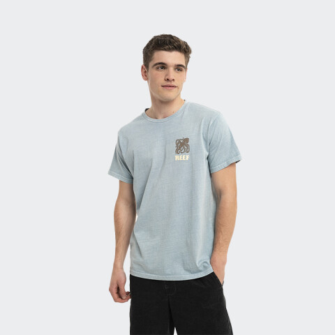 Remera Reef Classic Celeste