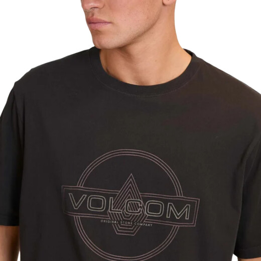 Remera Volcom Line Service - Negro Remera Volcom Line Service - Negro