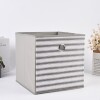 Caja de almacenamiento de tela a rayas alta Caja de almacenamiento de tela a rayas alta