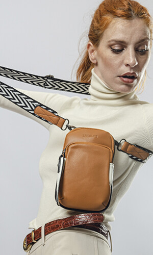 PHONE BAG BUGA SUELA