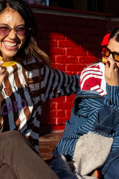 Remera Poscard MARRON