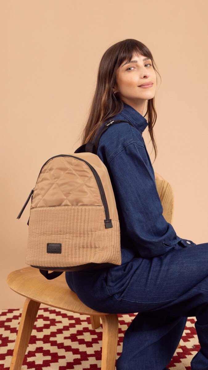 MOCHILA MIGUELINA - TOPO CLARO 