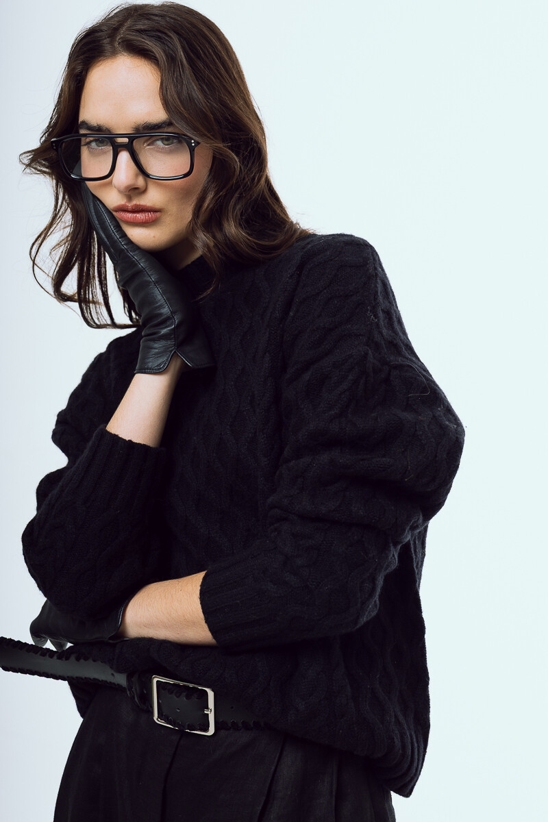 Nili Black
