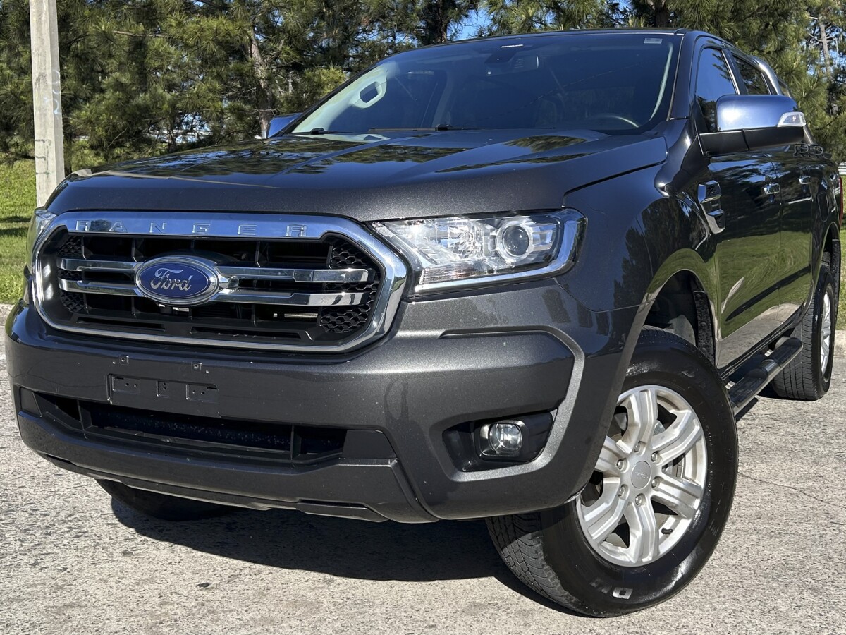 Ford Ranger XLT 2.5 EXCELENTE ESTADO! | Permuta / Financia Ford Ranger XLT 2.5 EXCELENTE ESTADO! | Permuta / Financia