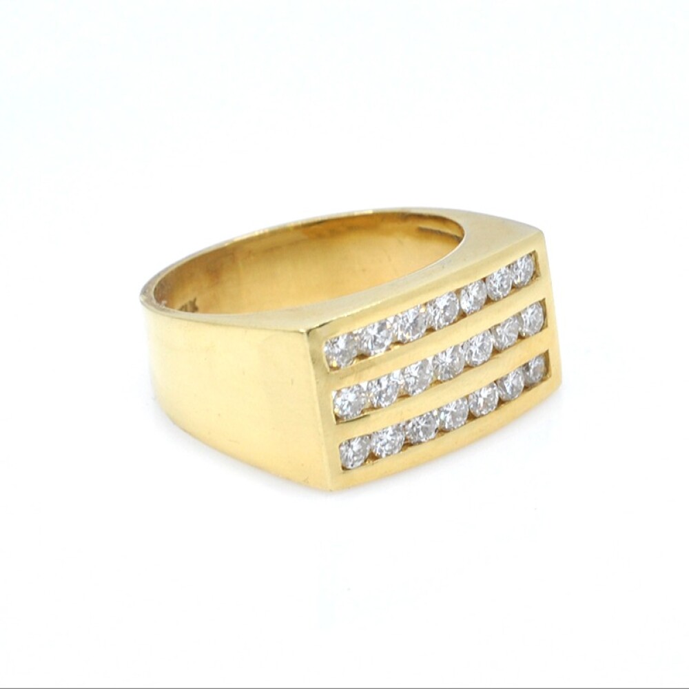 Anillo De Oro 18K Con Brillantes Anillo De Oro 18K Con Brillantes