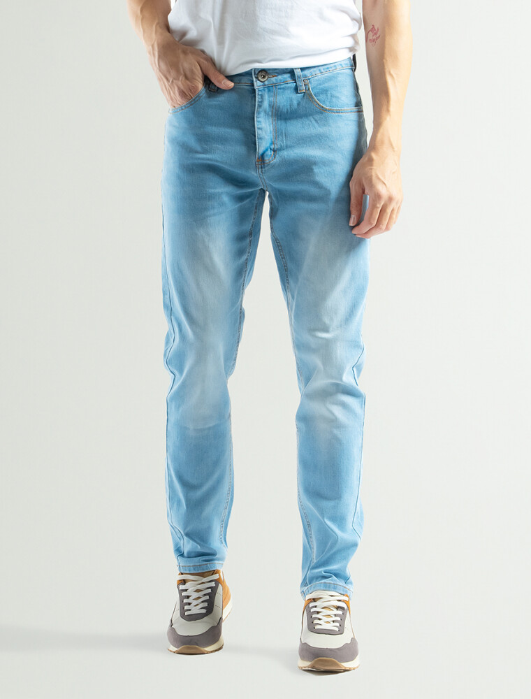 Jean Forum Regular Fit Largo 32 Celeste