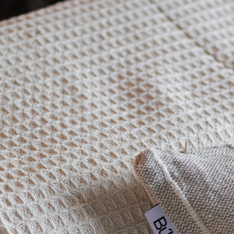 Manta para sillón y cama algodón Marfil waffle 230cm