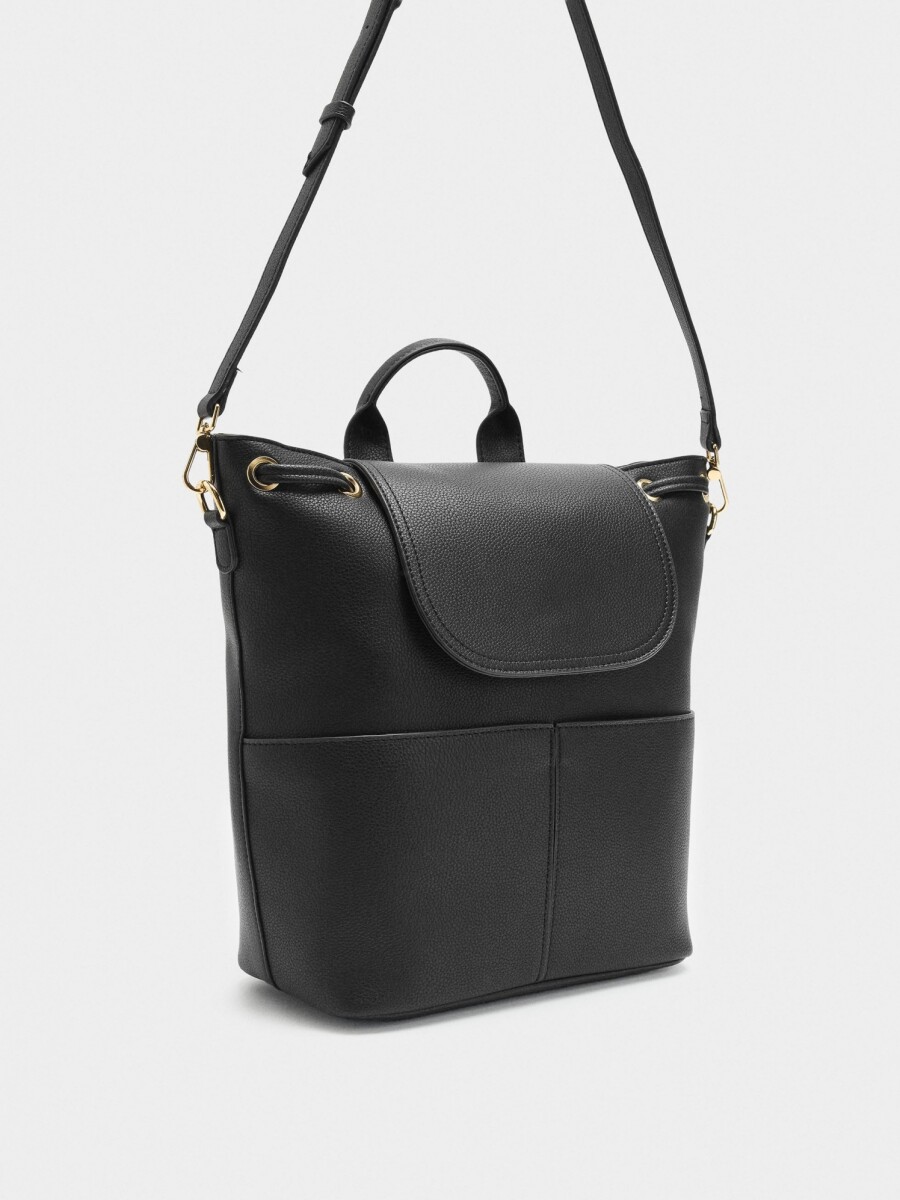 Mochila Con Textura Y Solapa negro