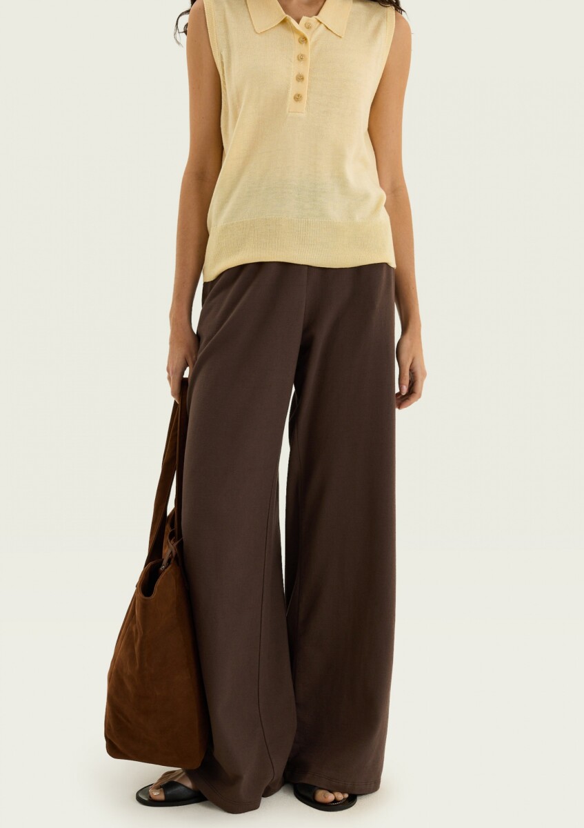 PANTALÓN RECTO EN TEJIDO DE PUNTO - MARRÓN 