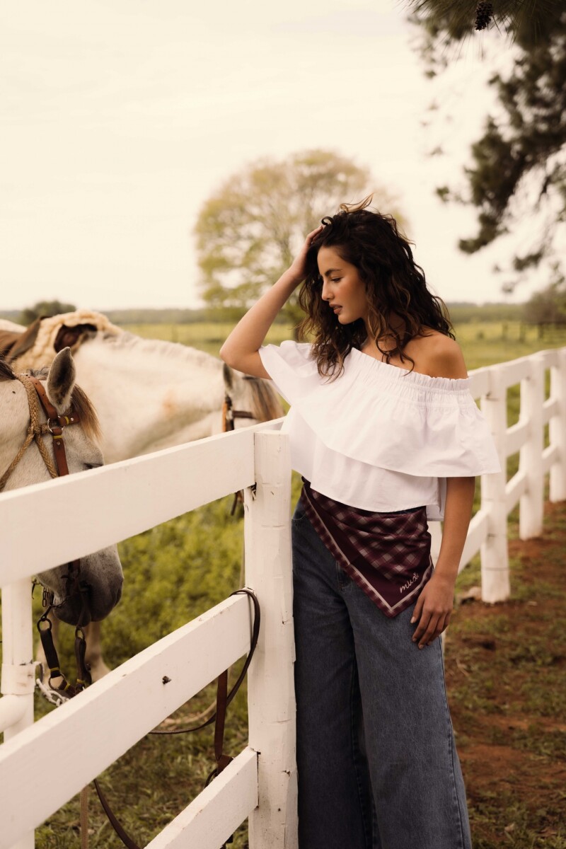 BLUSA ANIKA OFF WHITE BLUSA ANIKA OFF WHITE