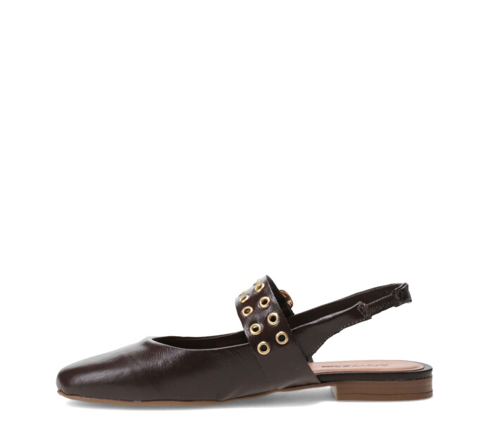 Zapato con pulsera y hebilla Marron