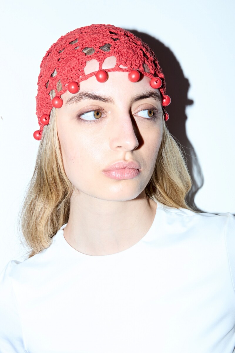 Casquete mesh flores rojo