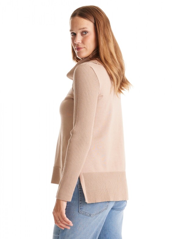 Buzo Cuello Volcado TOSTADO