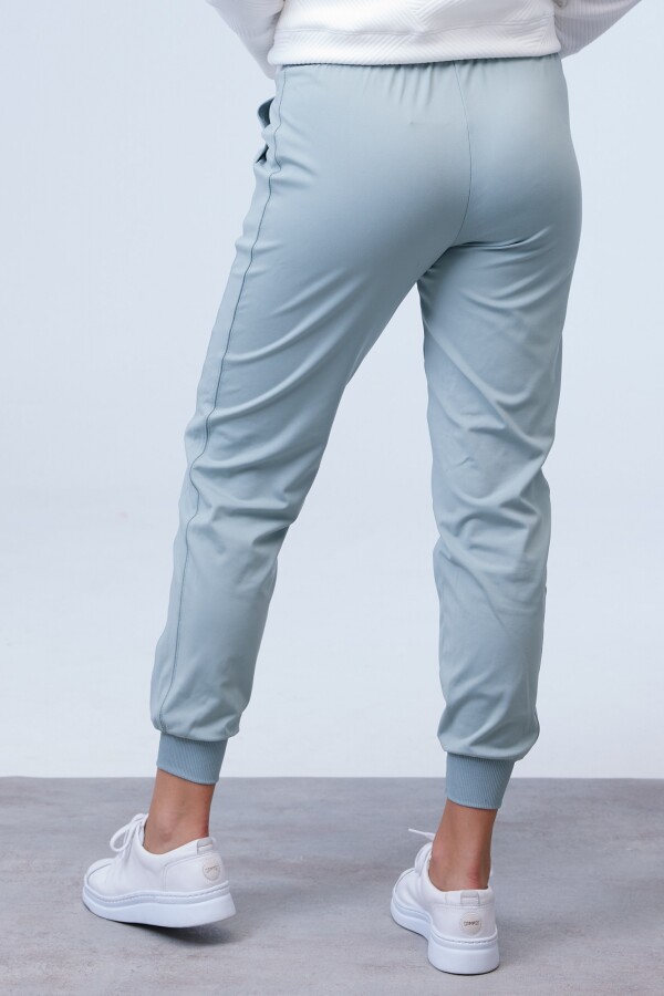 Pantalón Jogger VERDE CLARO