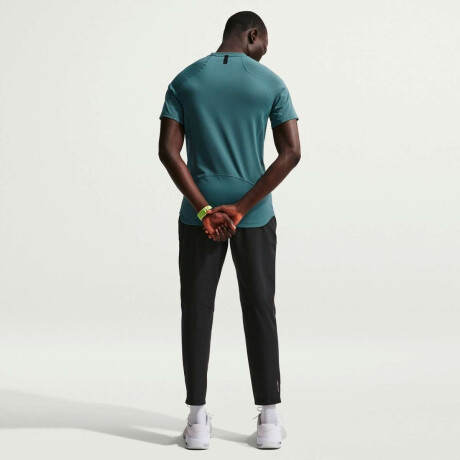 Remera Nike Pro Training de Hombre Multicolor