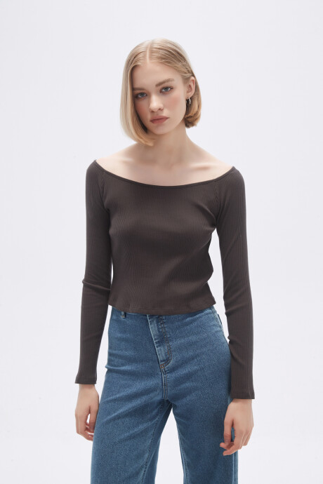 Remera Freeval Gris Oscuro
