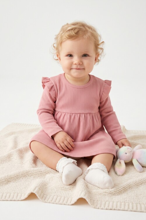 Vestido con volado en hombro ROSA