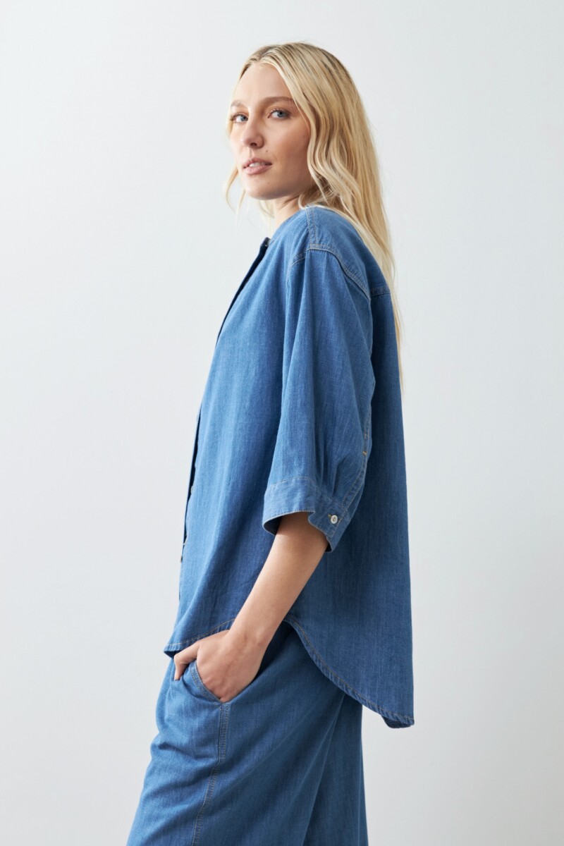Camisa de jean cuello mao jean medio