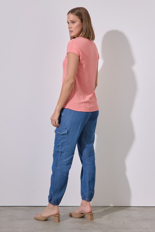 Remera Rib Escote V CORAL