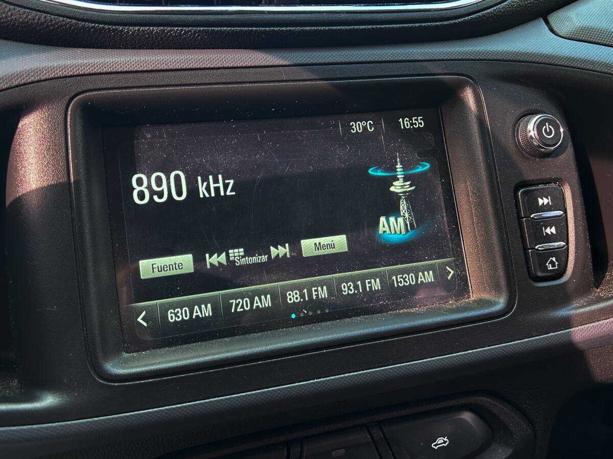 Chevrolet Onix LTZ 1.4 EXCELENTE ESTADO! | Permuta/Financia Chevrolet Onix LTZ 1.4 EXCELENTE ESTADO! | Permuta/Financia