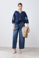 Blusa boho con bordados azul marino