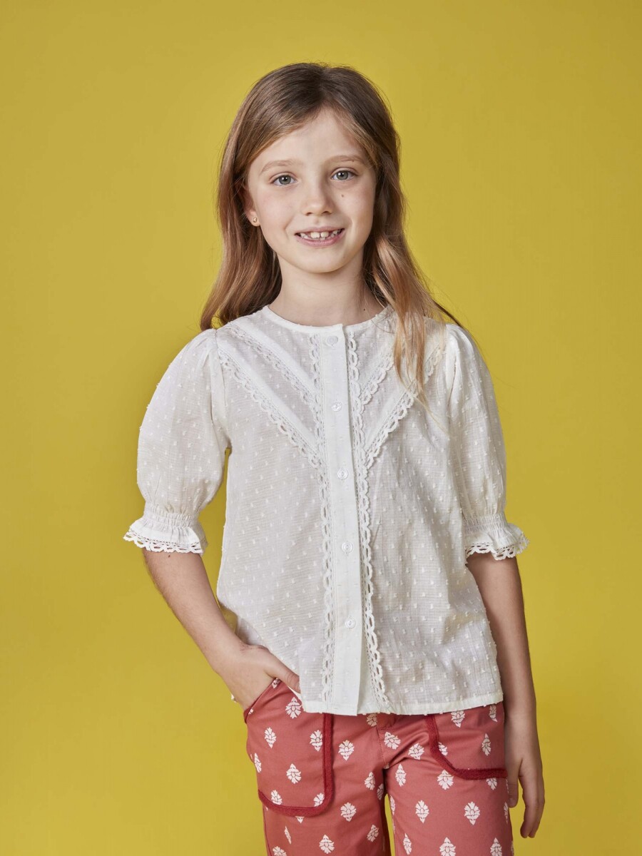 Blusa Con Tiras Bordadas Blanco