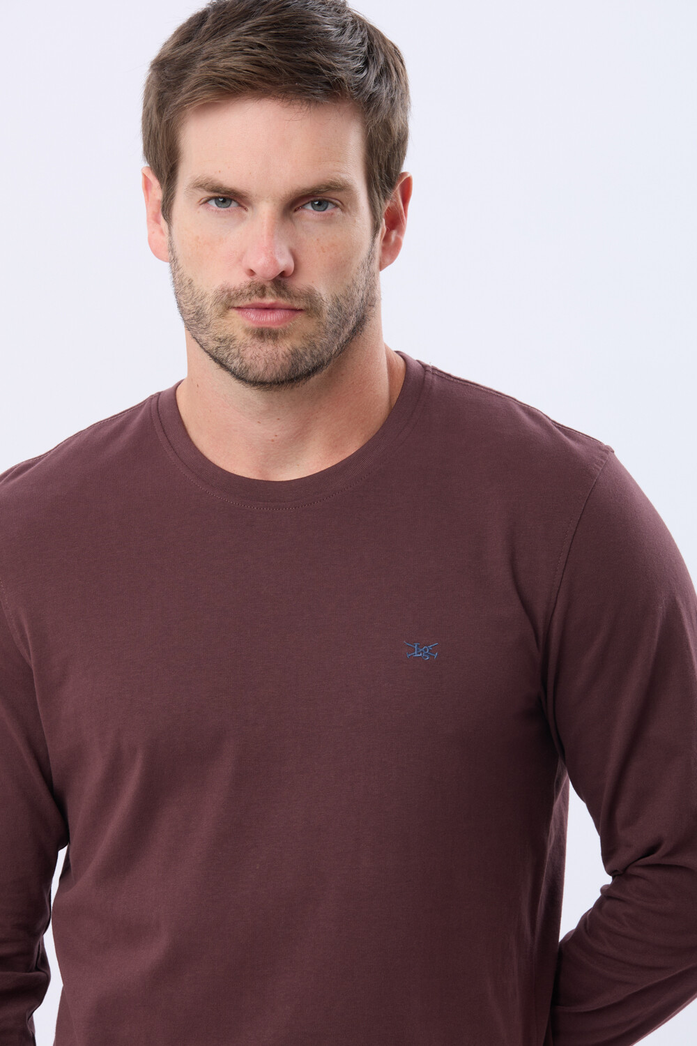 REMERA LISA DE ALGODÓN Bordo