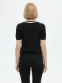 Remera Tilvar Negro