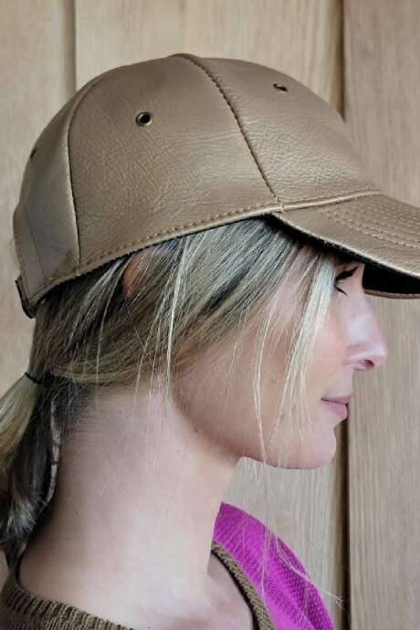 Cap Tini Dorado