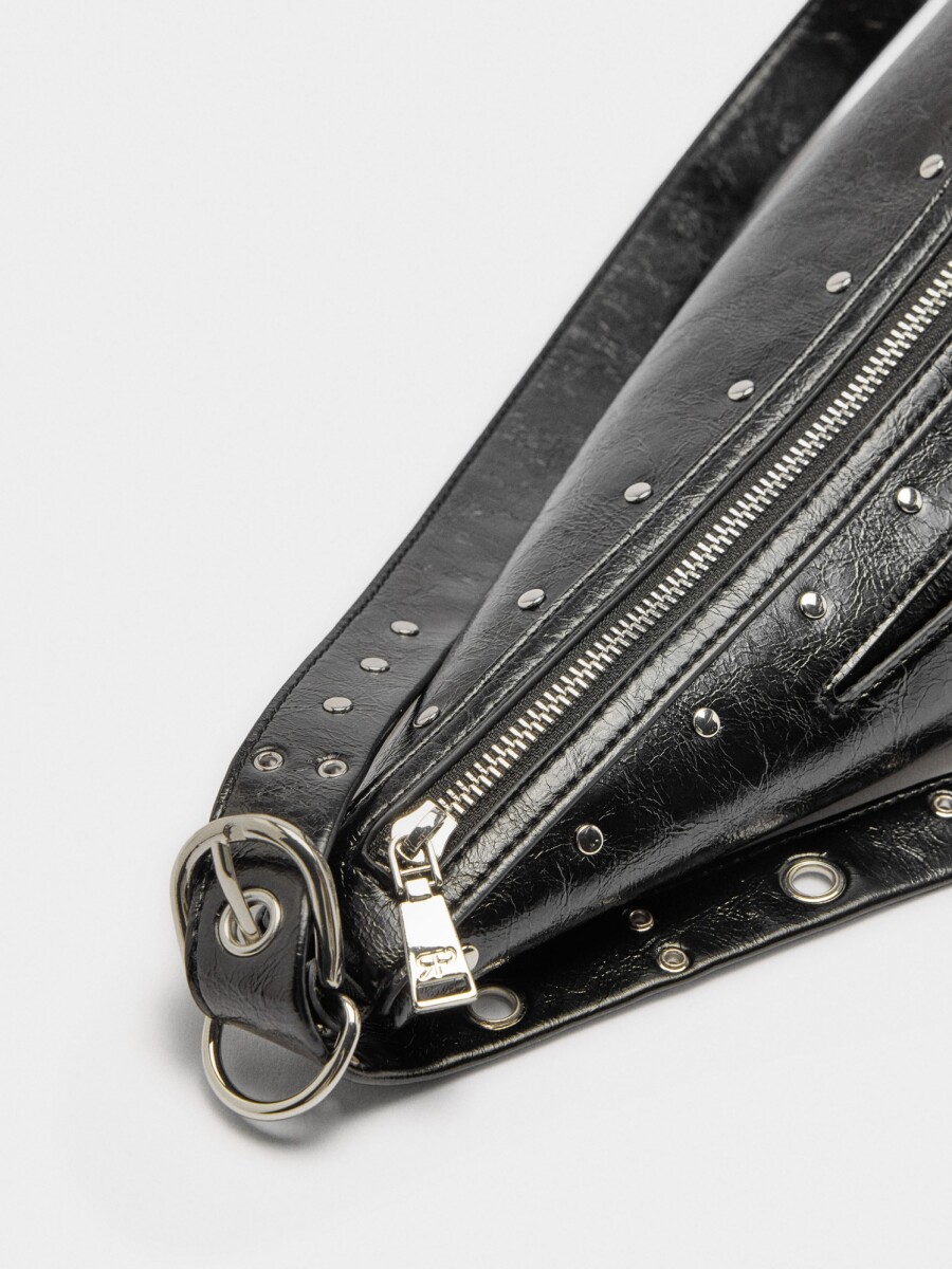 Bolso De Hombro Asimétrico Con Tachuelas negro
