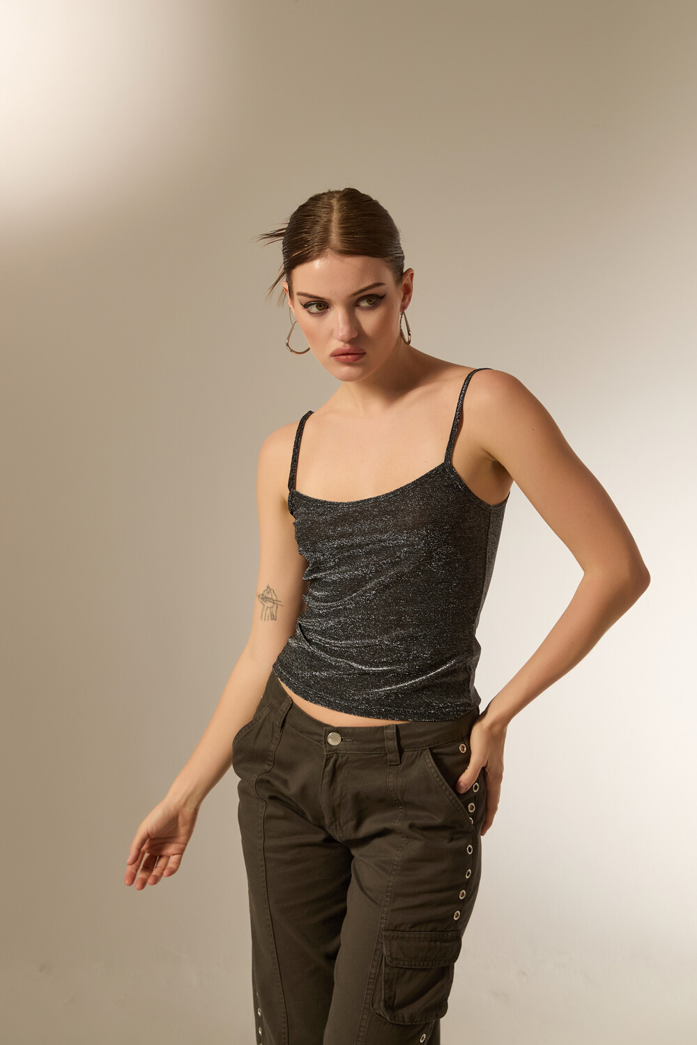 Tops Brilli Negro